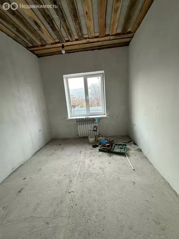 Дом в Октябрьский, Октябрьская улица (130 м) - Фото 0