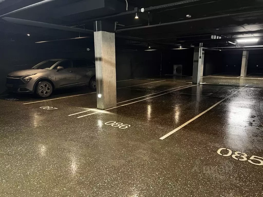 Гараж в Омская область, Омск ул. Б.Г. Шаронова, 9 (14 м) - Фото 1