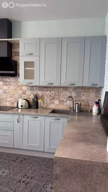 3-комнатная квартира: Тюмень, улица Пермякова, 75 (90 м) - Фото 2