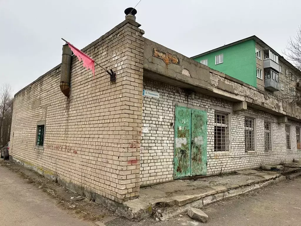 Помещение свободного назначения в Тверская область, Тверь д. Большие ... - Фото 0