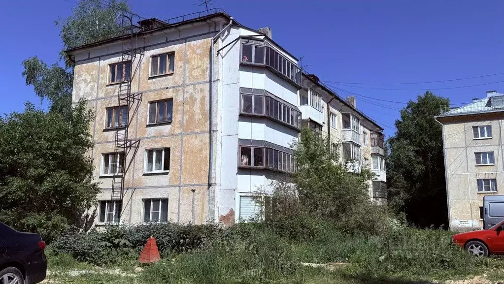 Свободной планировки кв. Свердловская область, Первоуральск ул. ... - Фото 0