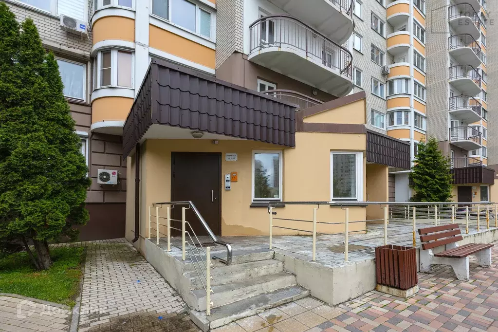 Продаётся 2-к квартира, 56.4 м - Фото 1