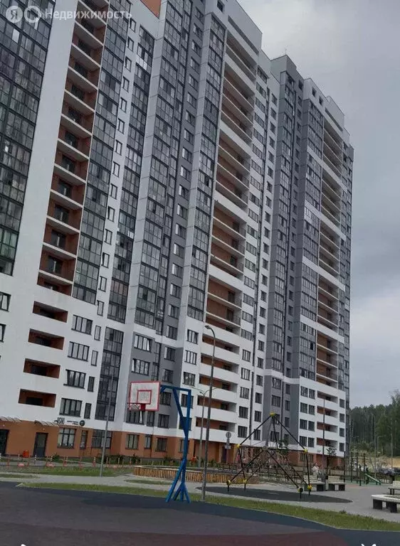 Квартира-студия: Екатеринбург, жилой район Уктус, микрорайон Светлый, ... - Фото 1
