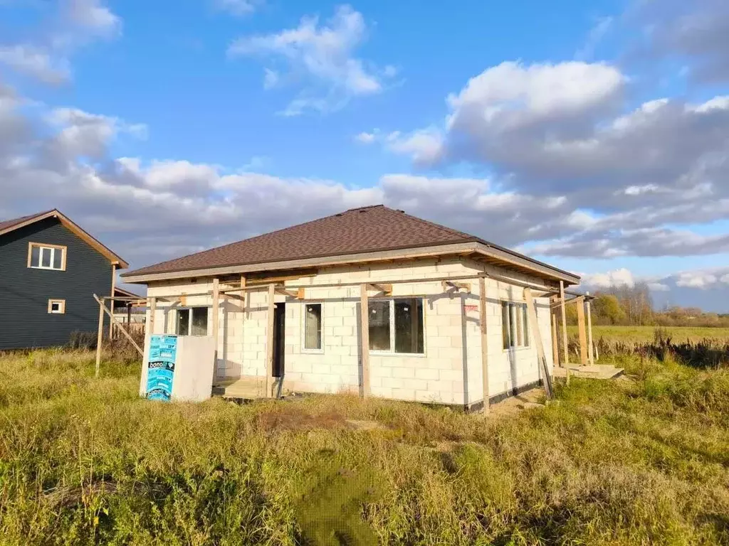 Дом в Калужская область, Совхоз Боровский с/пос, Кириллово парк кп ... - Фото 1