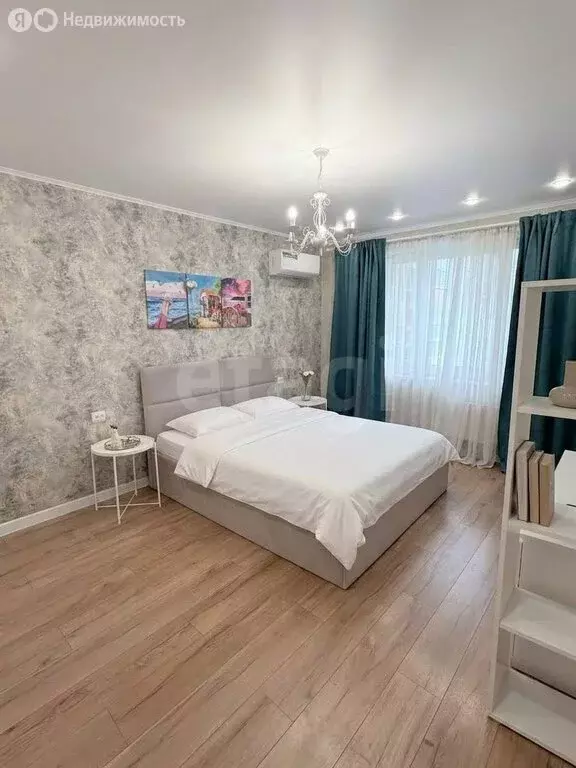 2-комнатная квартира: Тюмень, улица Валентины Трофимовой, 9 (58.9 м) - Фото 1