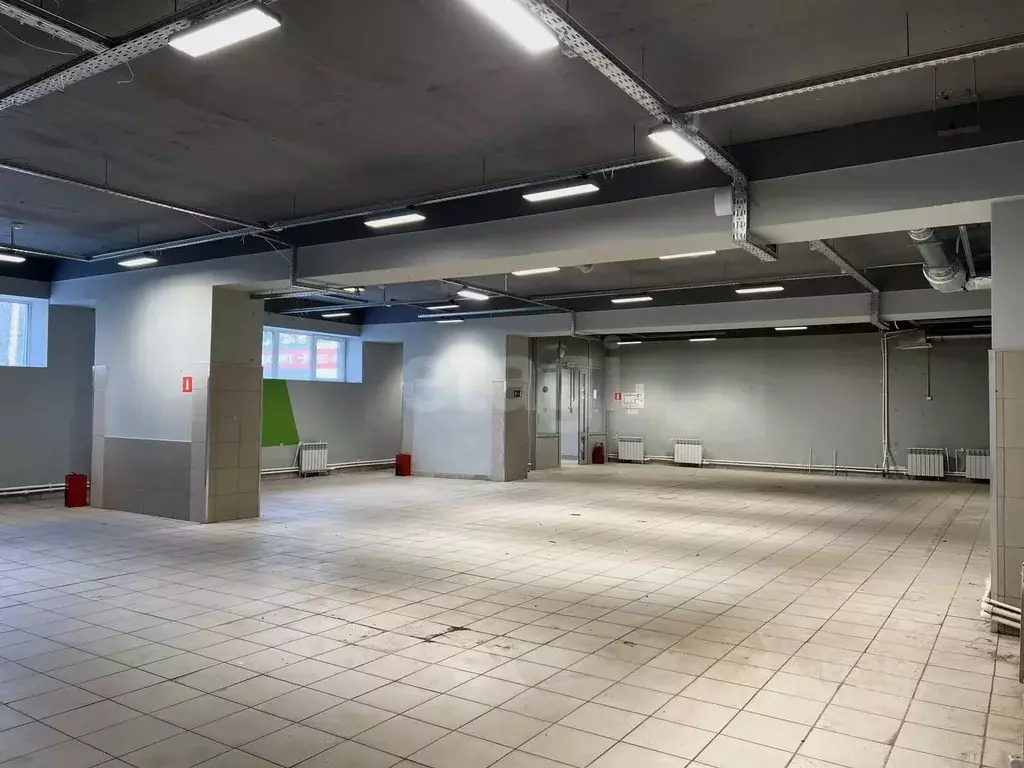 Торговая площадь в Тамбовская область, Котовск ул. Посконкина, 28 (376 ... - Фото 2