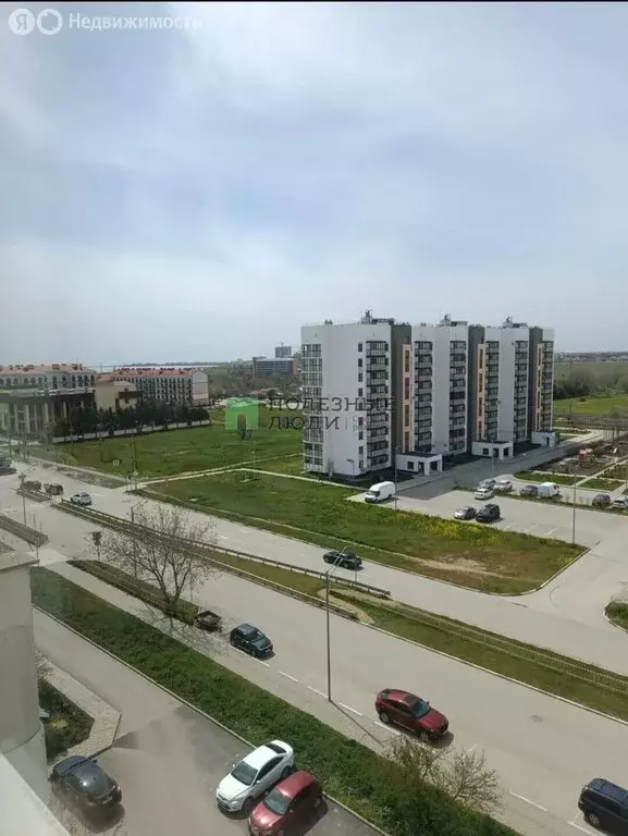 3-комнатная квартира: Евпатория, улица 9 Мая, 108В (79 м) - Фото 1