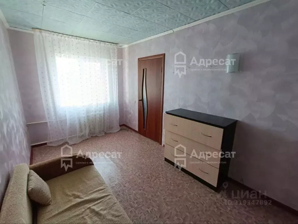 2-к кв. Волгоградская область, Волгоград ул. Курчатова, 16А (41.6 м) - Фото 0