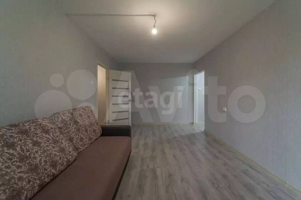 3-к. квартира, 60 м, 2/4 эт. - Фото 0