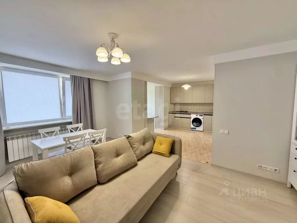 2-к кв. Крым, Симферополь ул. Караимская (70.0 м) - Фото 0