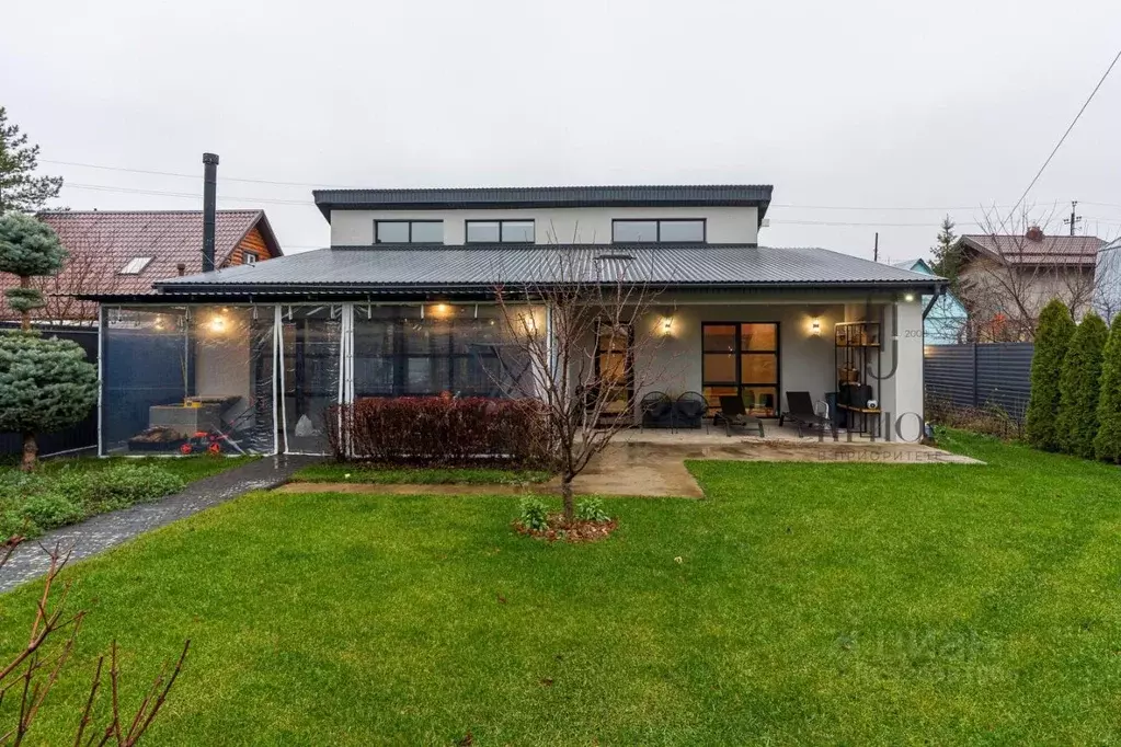 Коттедж в Татарстан, Зеленодольский район, Октябрьское с/пос, пос. ... - Фото 1