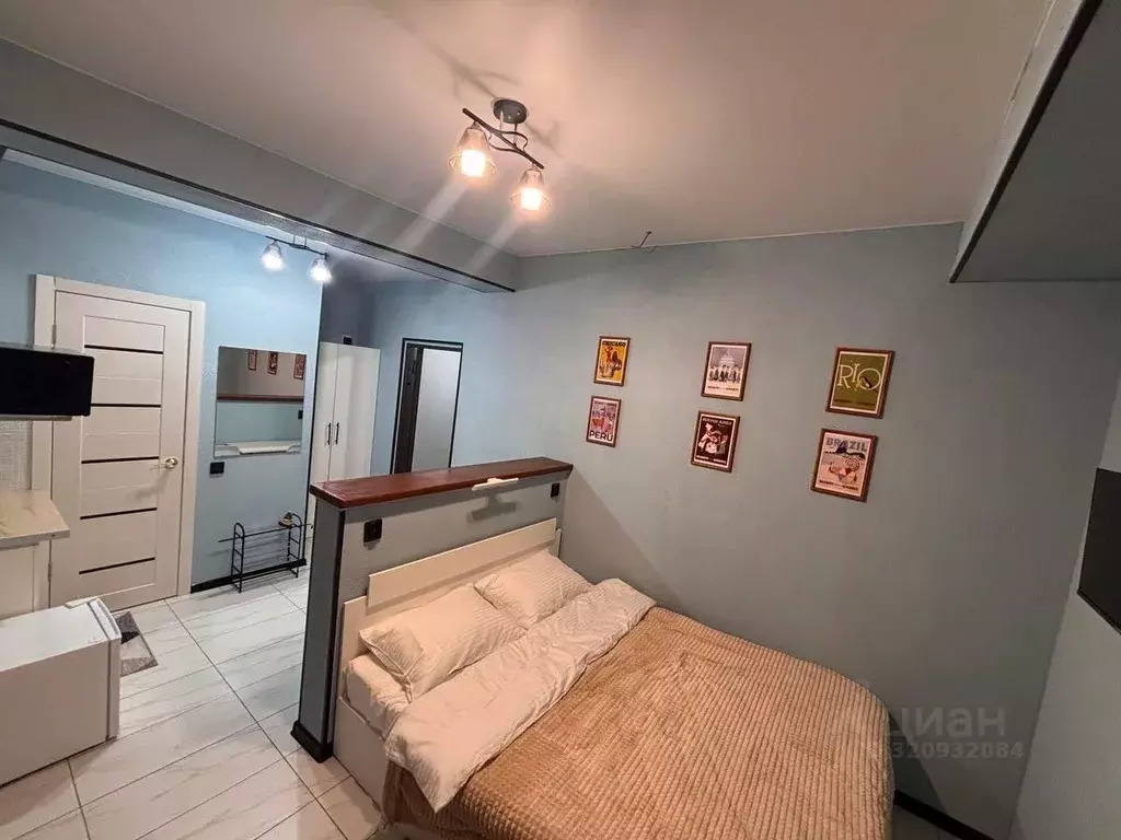 Комната Омская область, Омск ул. 9-я Линия, 179 (16.0 м) - Фото 1