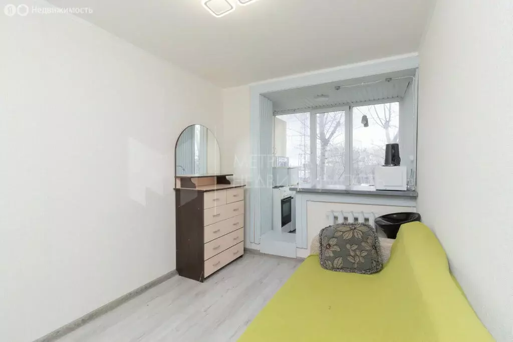 Квартира-студия: Тюмень, улица Республики, 243 (15 м) - Фото 2