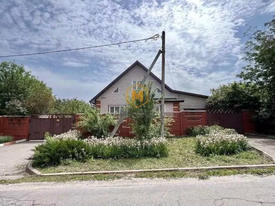 Дом в Белгородская область, Белгород Сторожевой пер., 28 (135 м) - Фото 1