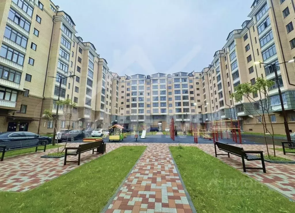 2-к кв. Северная Осетия, Владикавказ ул. Курсантов-Кировцев, 14 (77.0 ... - Фото 1