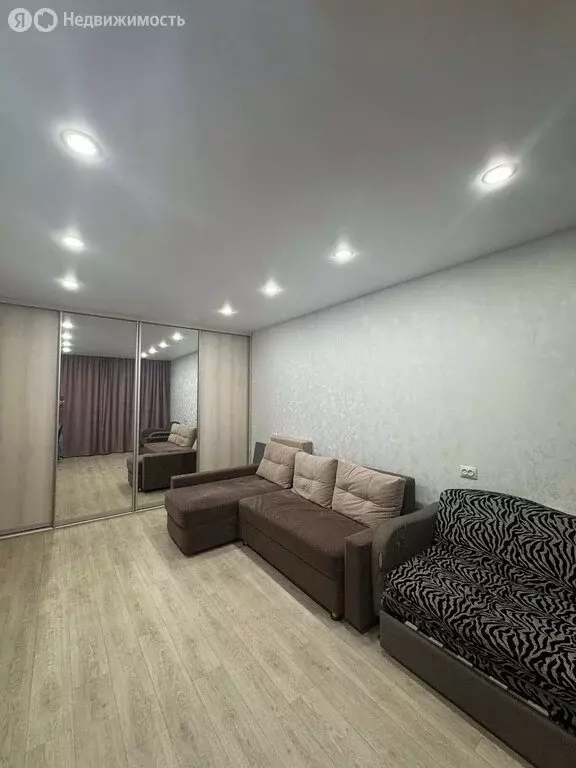 1-комнатная квартира: Киров, Нововятский район, Советская улица, 87 ... - Фото 1