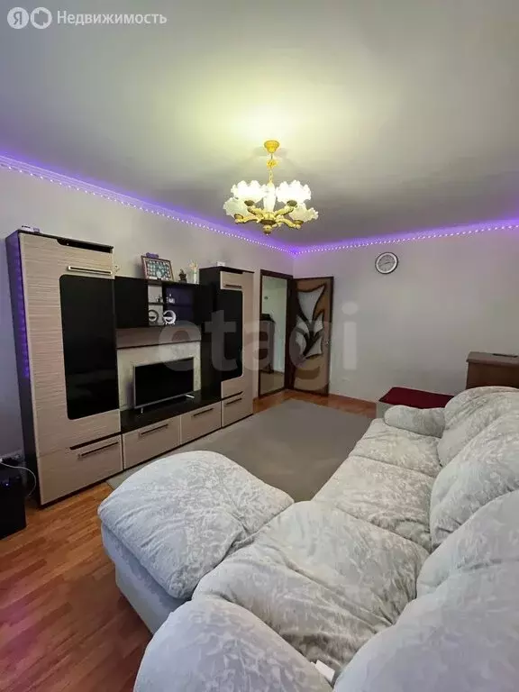 2-комнатная квартира: Усинск, улица Ленина, 15 (51.5 м) - Фото 2