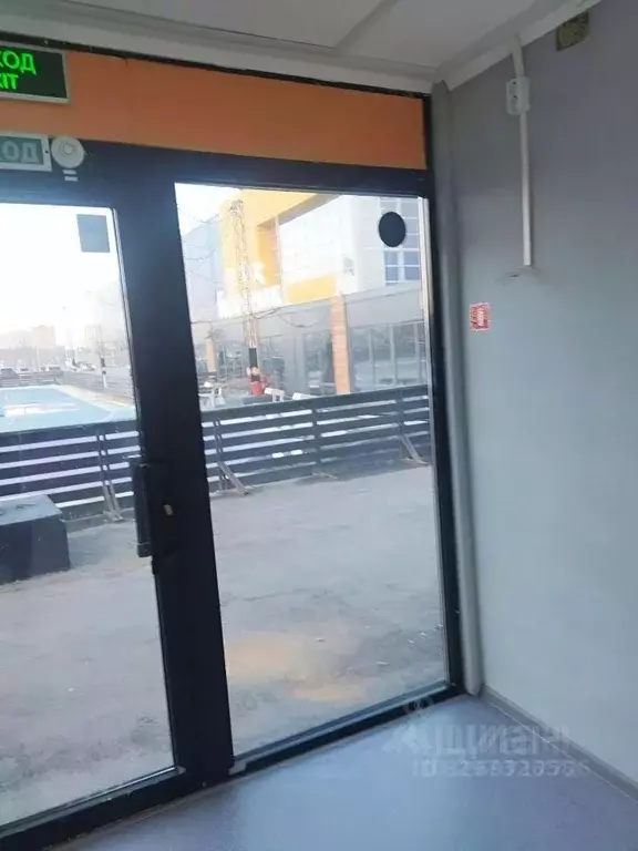 Помещение свободного назначения в Омская область, Омск бул. ... - Фото 1