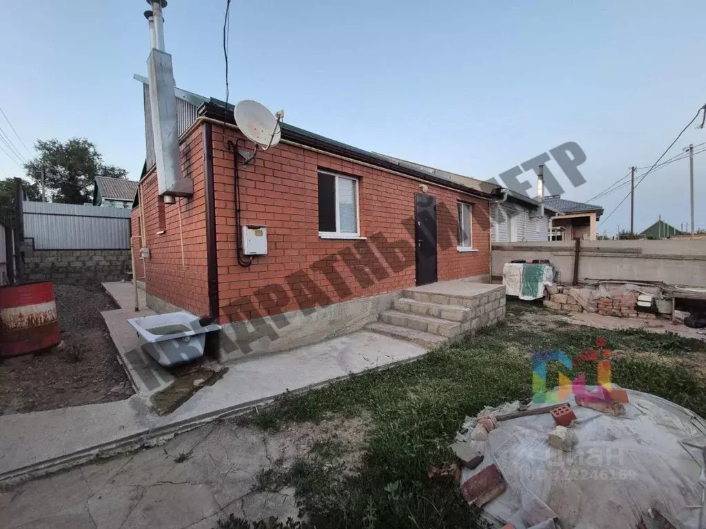 Дом в Калмыкия, Элиста ул. Байдукова, 8 (67 м) - Фото 1