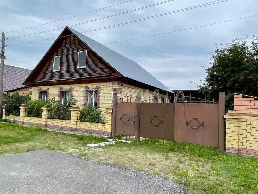 Дом в Тюменская область, Тюменский муниципальный округ, с. Чикча ул. ... - Фото 1