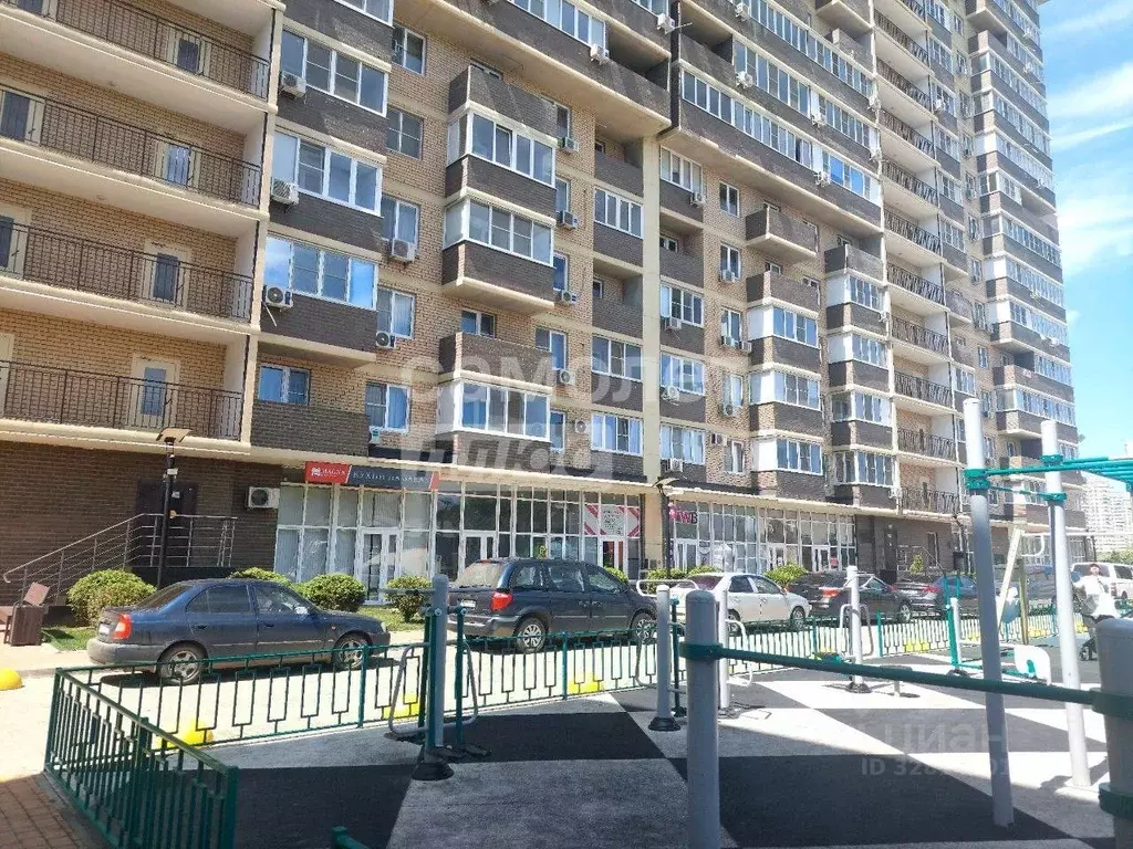 2-к кв. Краснодарский край, Краснодар ул. Бородинская, 156/2 (72.0 м) - Фото 1