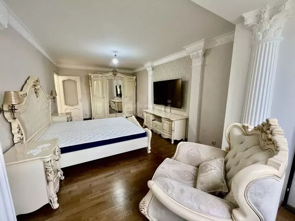 3-к кв. Крым, Саки ул. Советская (68.0 м) - Фото 1