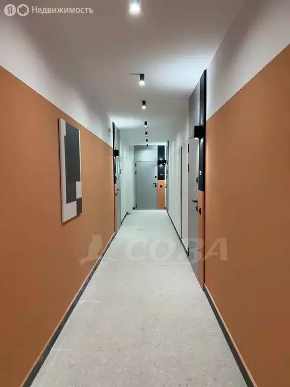 2-комнатная квартира: Тюмень, улица Защитников Отечества, 30 (60 м) - Фото 2