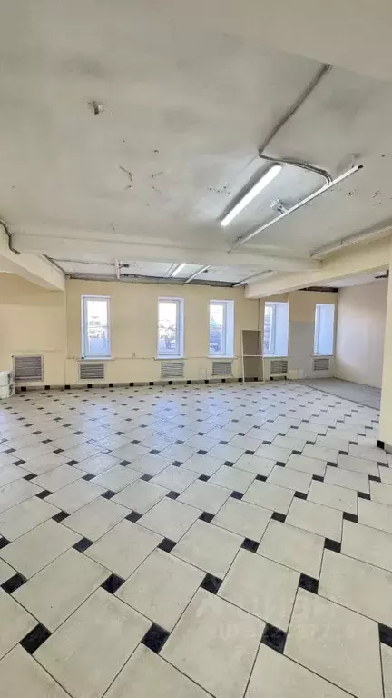 Торговая площадь в Татарстан, Казань ул. Мазита Гафури, 71к3 (186 м) - Фото 1