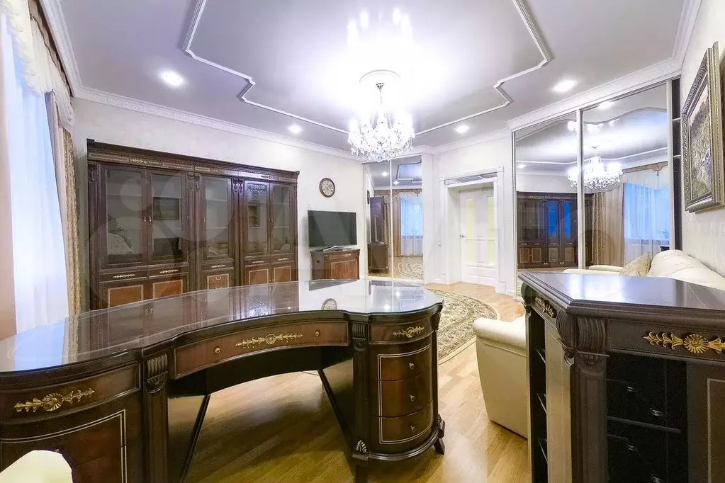 2-к. квартира, 80 м, 1/7 эт. - Фото 0