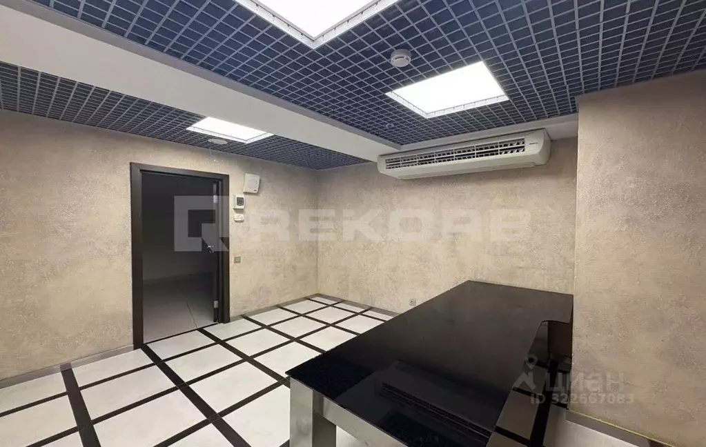 Офис в Санкт-Петербург пл. Александра Невского, 2Е (71 м) - Фото 1