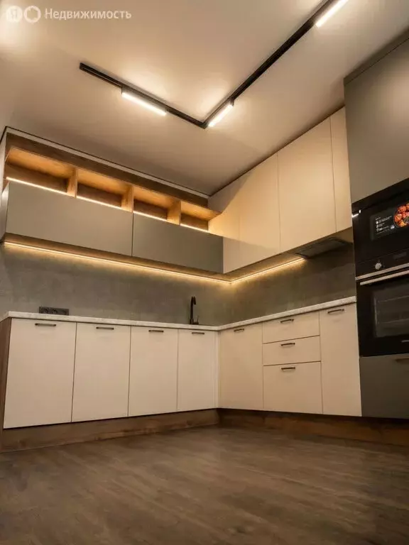 1-комнатная квартира: Саратов, улица имени Николая Сдобнова, 7 (40 м) - Фото 1