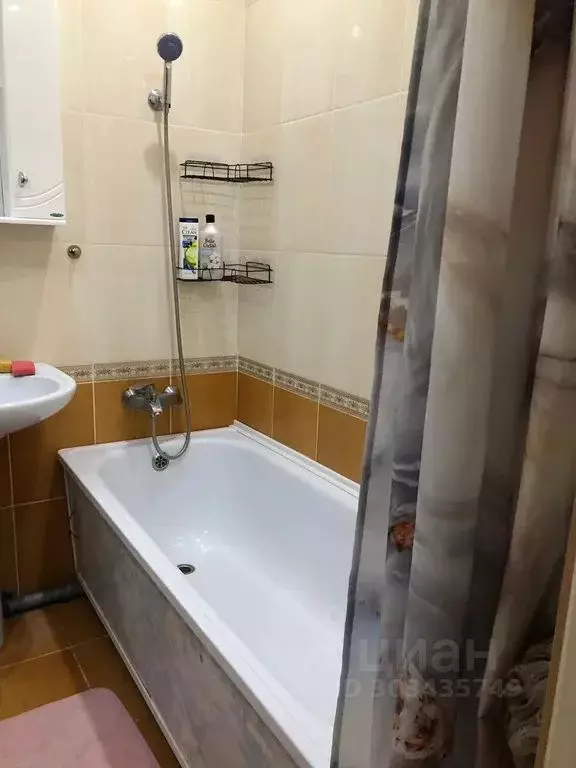2-к кв. Калмыкия, Элиста ул. Ю. Клыкова, 81Гк2 (60.0 м) - Фото 1