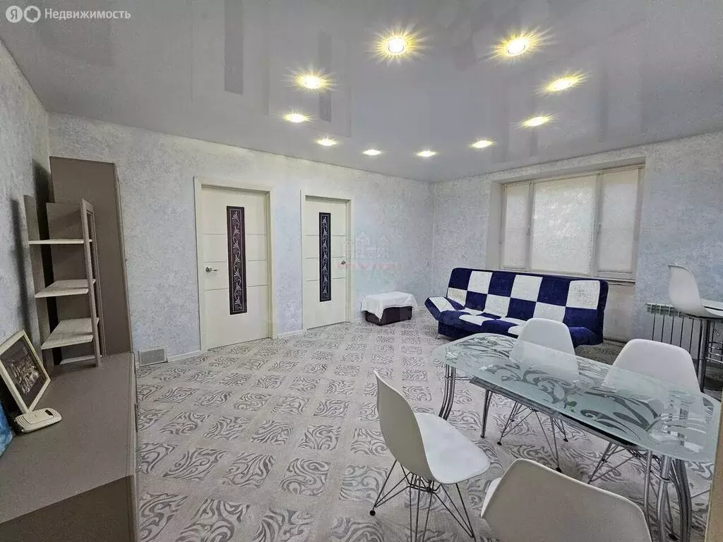 3-комнатная квартира: Севастополь, улица Надежды Краевой, 3 (52.7 м) - Фото 1