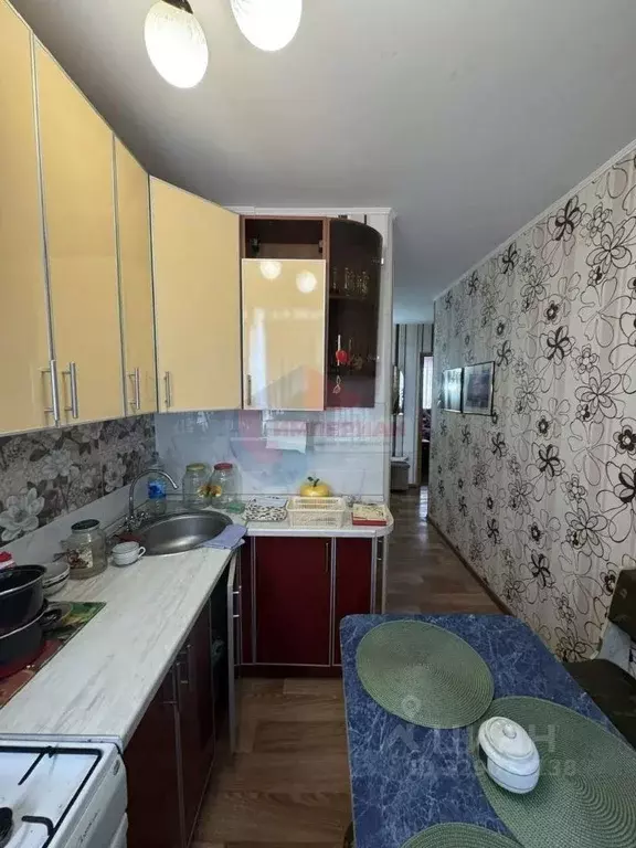 2-к кв. Белгородская область, Шебекино ул. 50 лет Октября, 7 (47.4 м) - Фото 2