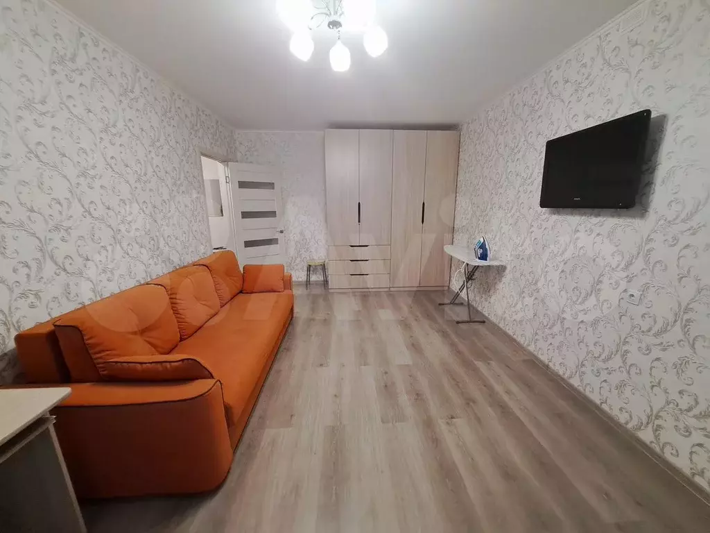 1-к. квартира, 40 м, 5/10 эт. - Фото 0