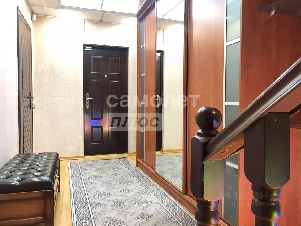 Таунхаус в Иркутская область, Иркутск Ершовский мкр, 34/2 (290 м) - Фото 1