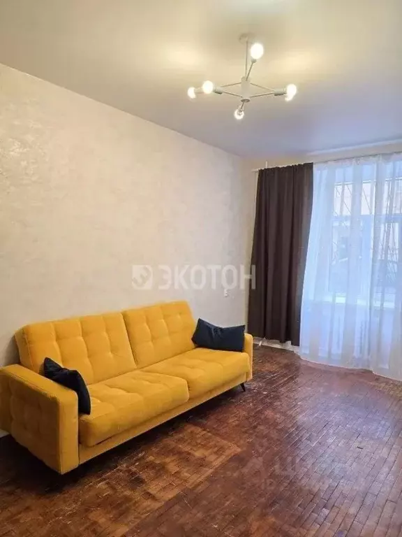 Комната Санкт-Петербург Невский просп., 27 (20.0 м) - Фото 1