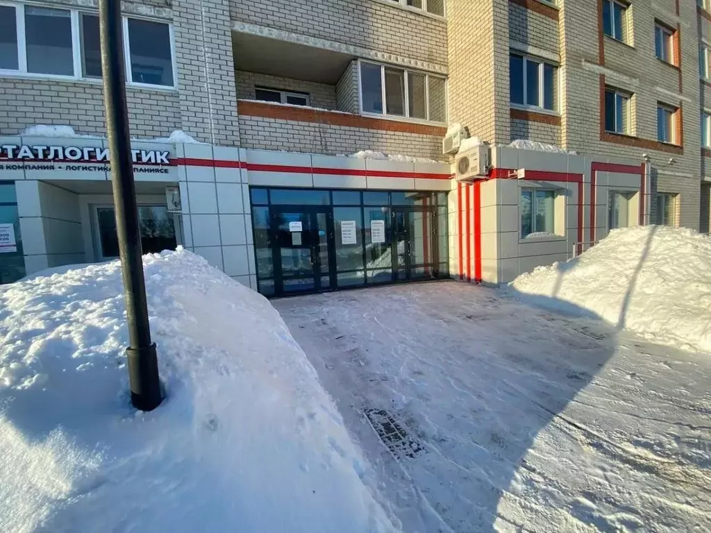 Офис в Татарстан, Набережные Челны просп. Дружбы Народов, 1 (150 м) - Фото 1