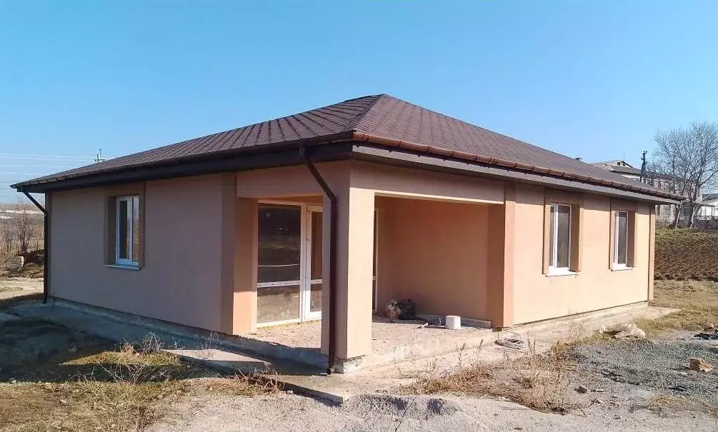 Дом в Крым, Симферопольский район, с. Мазанка ул. Школьная, 52 (103 м) - Фото 1