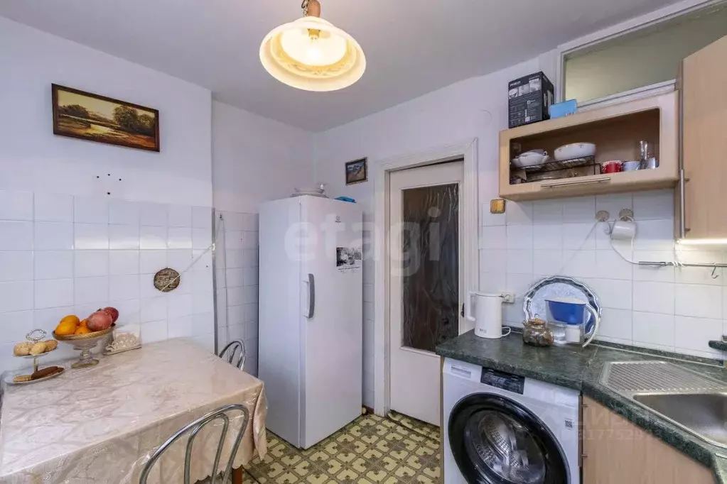 3-к кв. Тюменская область, Тюмень Заводская ул., 1 (80.6 м) - Фото 1