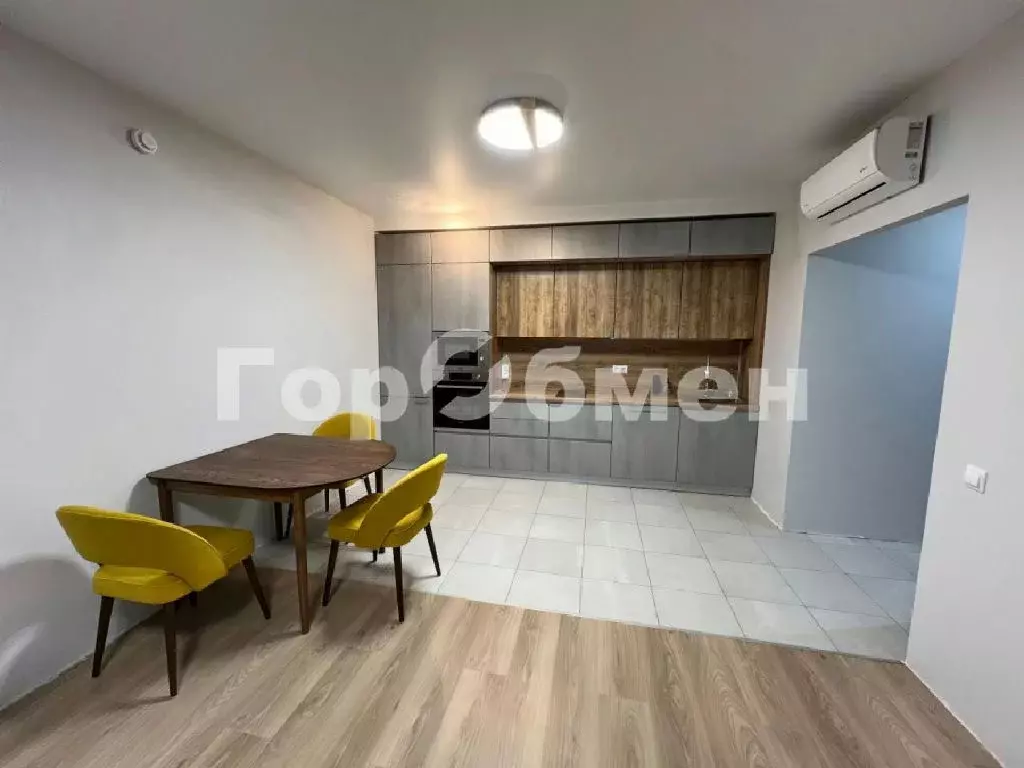 Продается 2-комнатная квартира - Фото 1