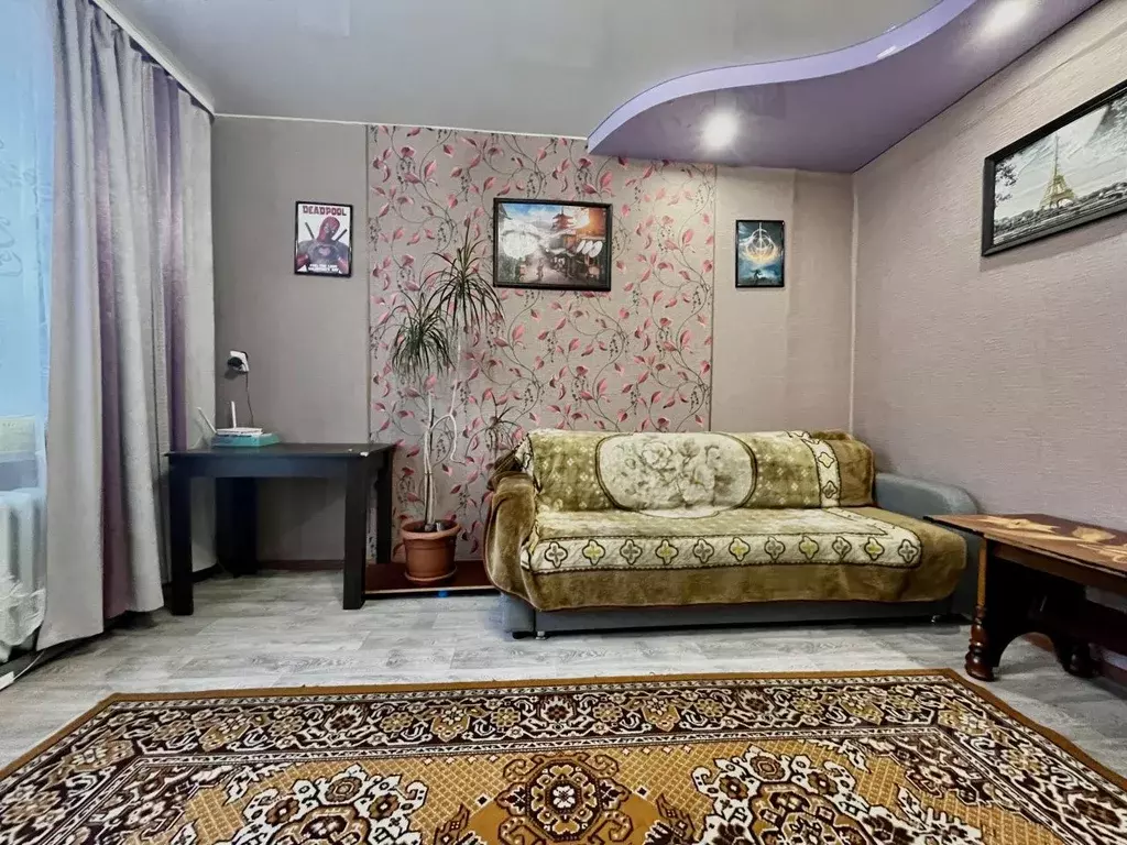 2-к кв. Свердловская область, Малышева пгт ул. Пионерская, 10 (44.9 м) - Фото 1