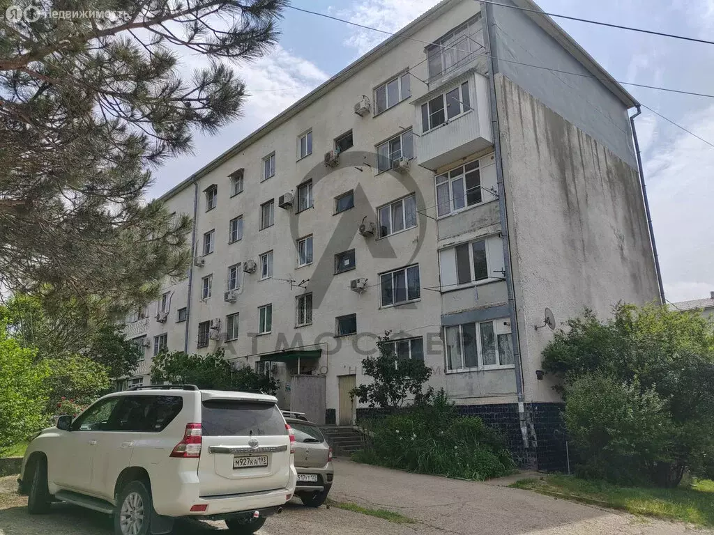 1-комнатная квартира: посёлок городского типа Новомихайловский, ... - Фото 0