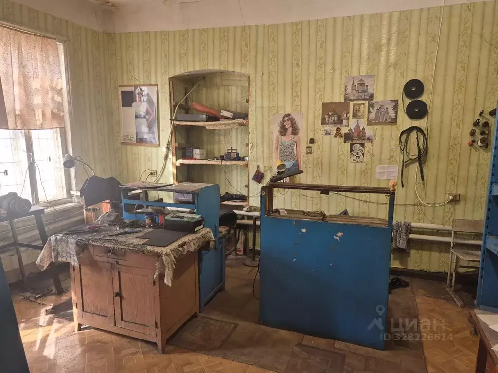 Помещение свободного назначения в Саратовская область, Петровск ... - Фото 1