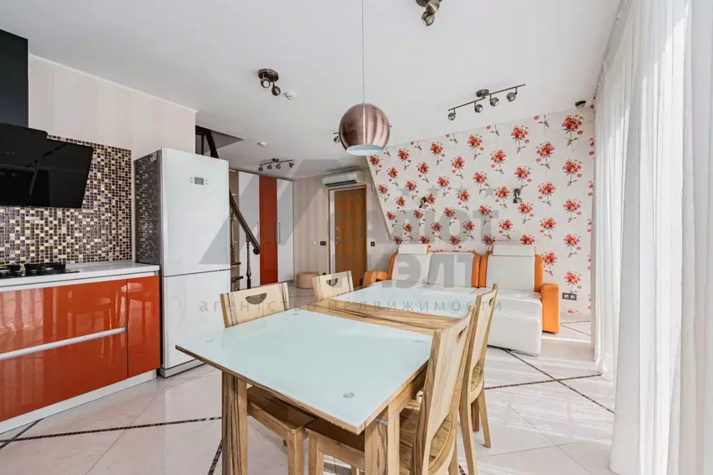 4-к кв. Калининградская область, Янтарный пгт ул. Советская, 40А ... - Фото 2