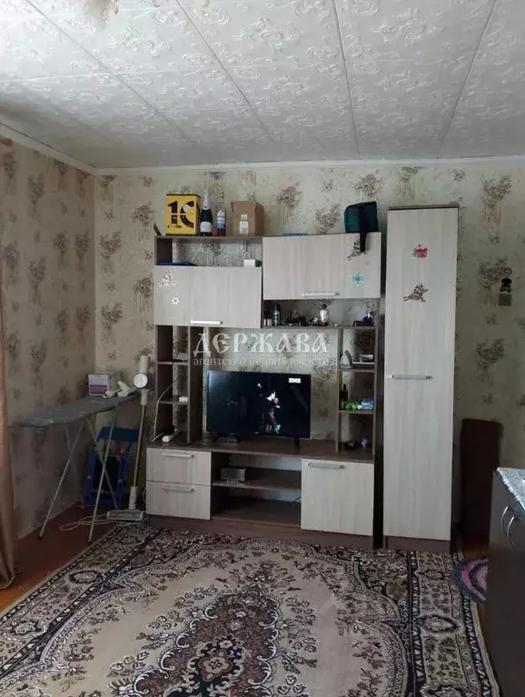 2-к кв. Белгородская область, Старооскольский городской округ, с. ... - Фото 0