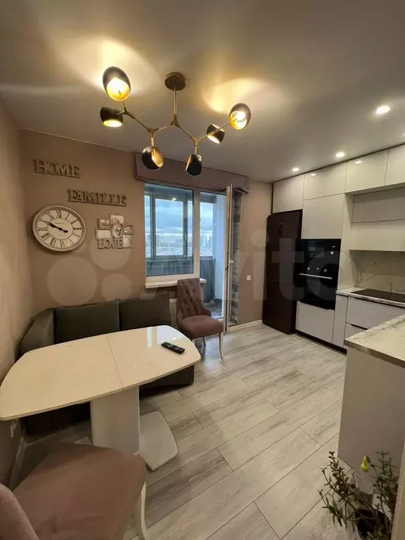 1-к. квартира, 40 м, 14/25 эт. - Фото 0