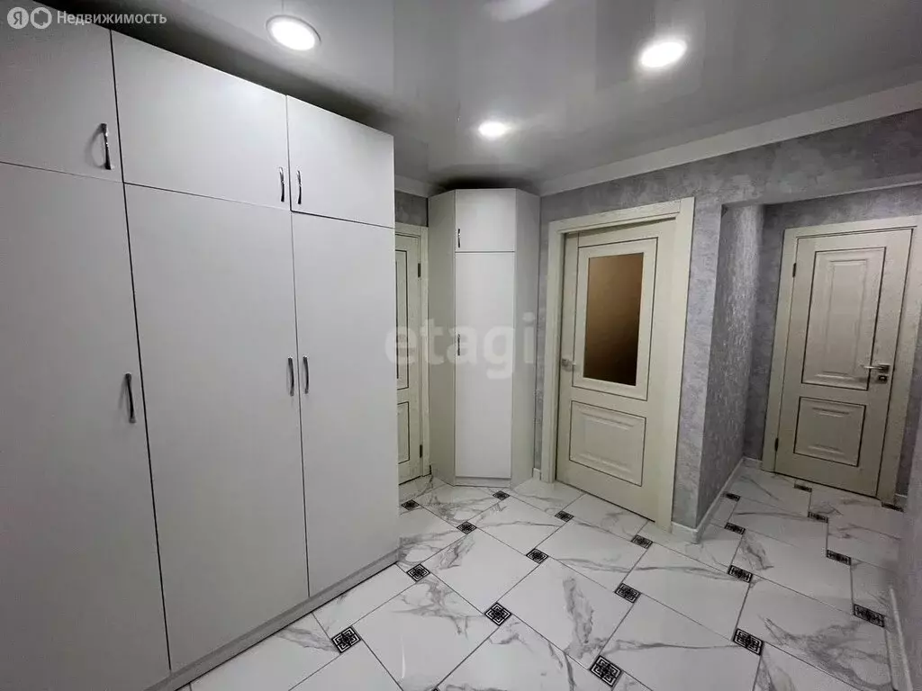 2-комнатная квартира: Невинномысск, Революционная улица, 26 (54 м) - Фото 1
