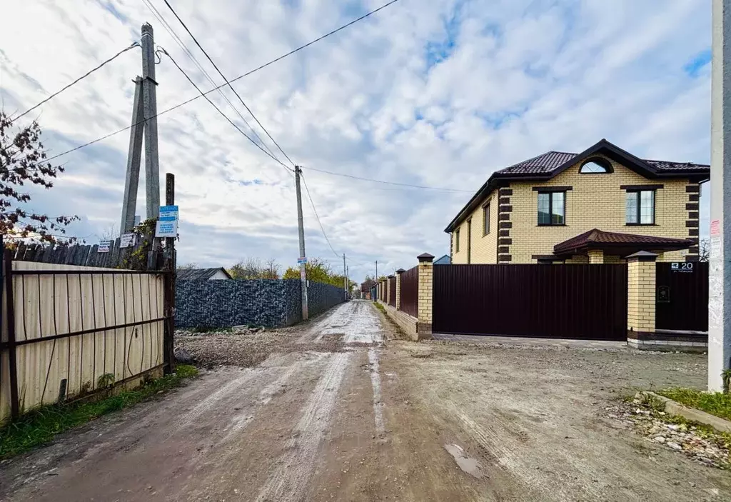 Дом в Брянская область, Брянск Рассвет садовое общество,  (10 м) - Фото 1