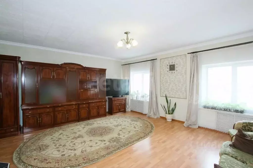 Дом в Бурятия, Улан-Удэ Тепличный мкр, 24-й кв-л, 13 (267 м) - Фото 1